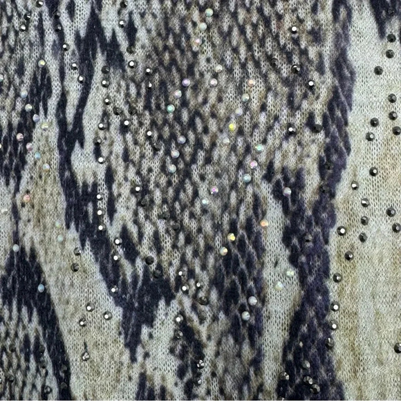 Vtg Y2K Vocal Grunge Sublimation Embellished Tunic XL Cream Black Animal Print - Picture 2 of 8